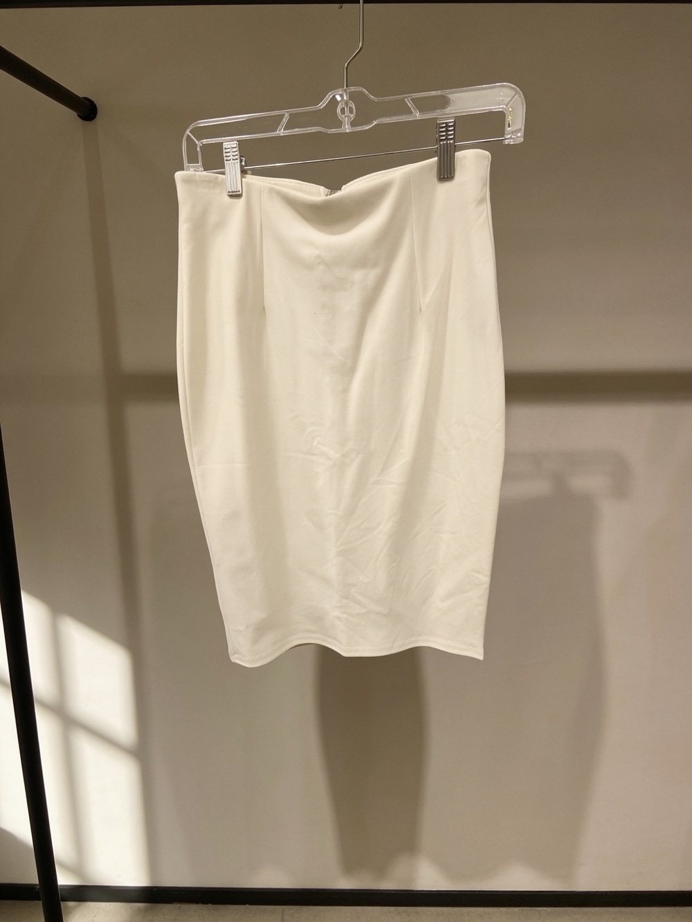 Women's White Pencil Skirt - Sleek Fitted Style
